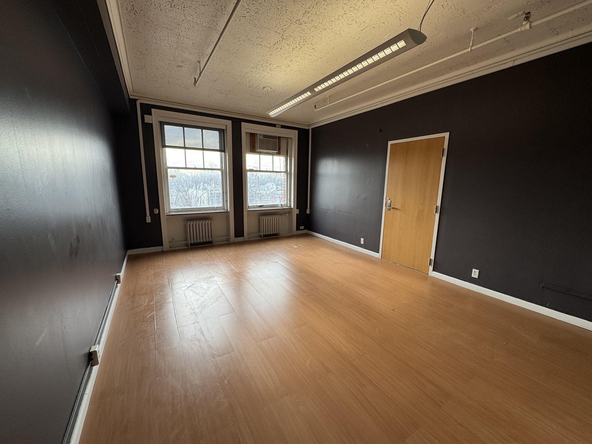 Single Office Suite